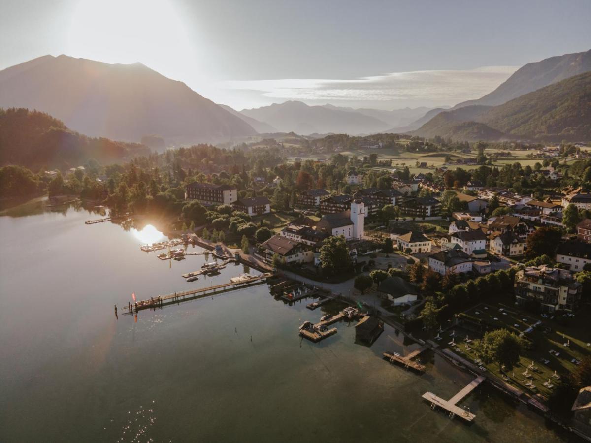 Kirchenwirt Hotell Strobl Exteriör bild